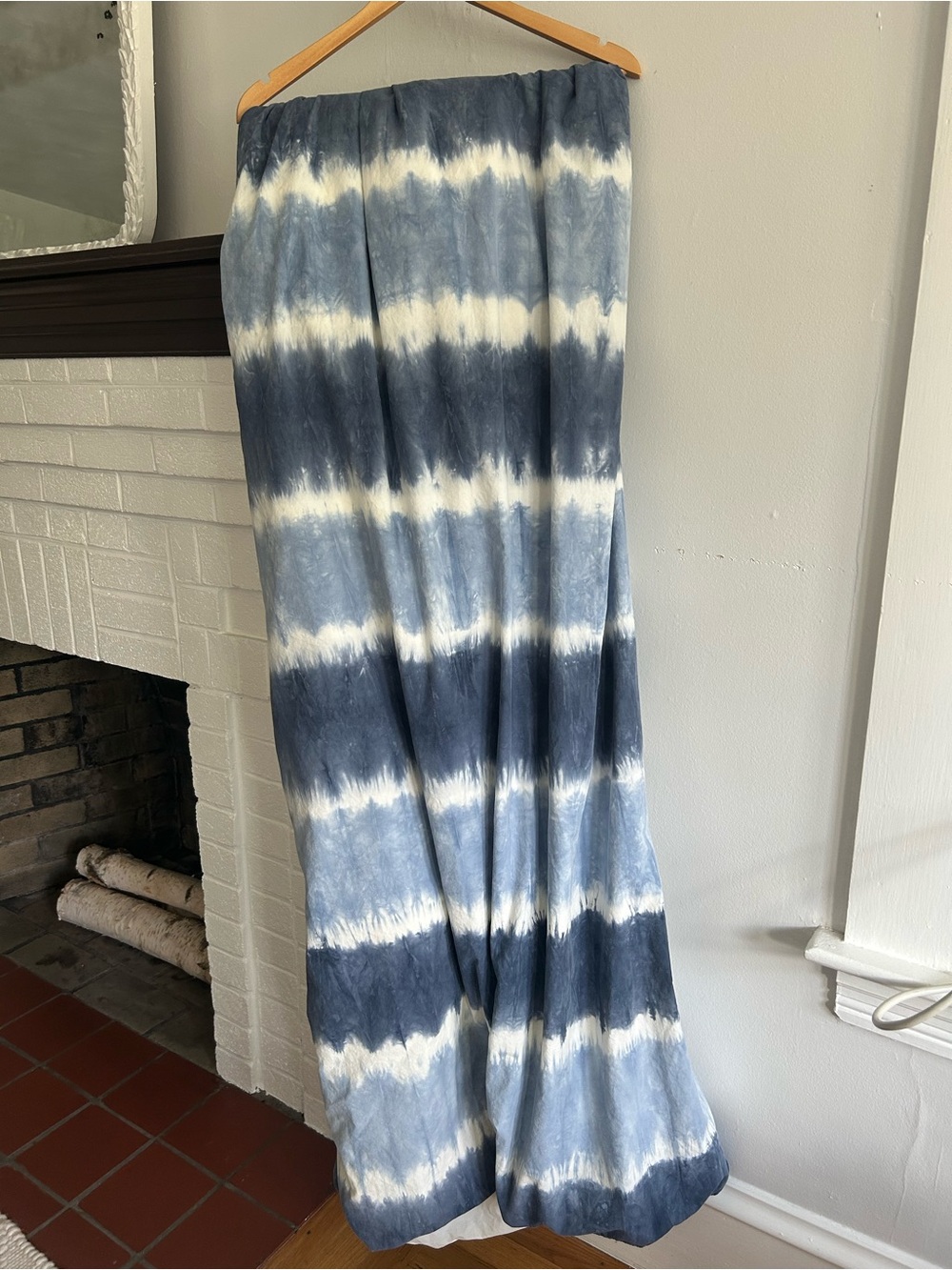 Pottery Barn Teen Blue and White Tie-Dye Duvet Cover